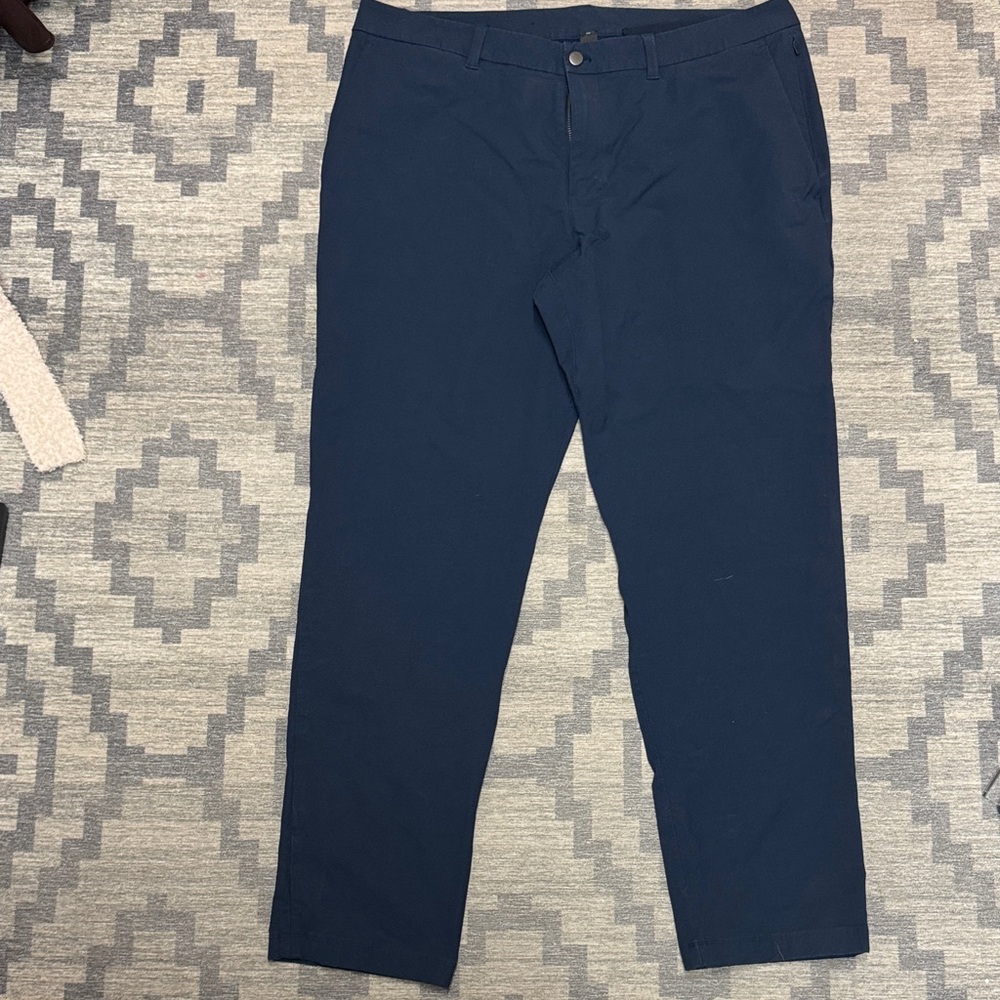 Lululemon Athletica Men's Dark Blue Chinos